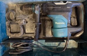 Makita HR4003C