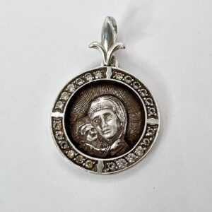 Strieborný prívesok