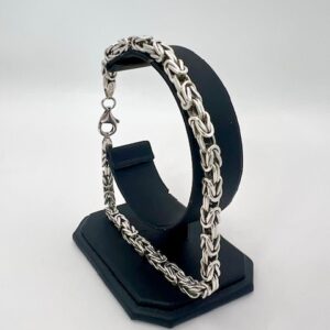 Strieborný náramok