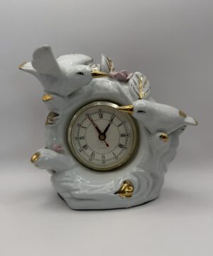 Porcelánové hodiny